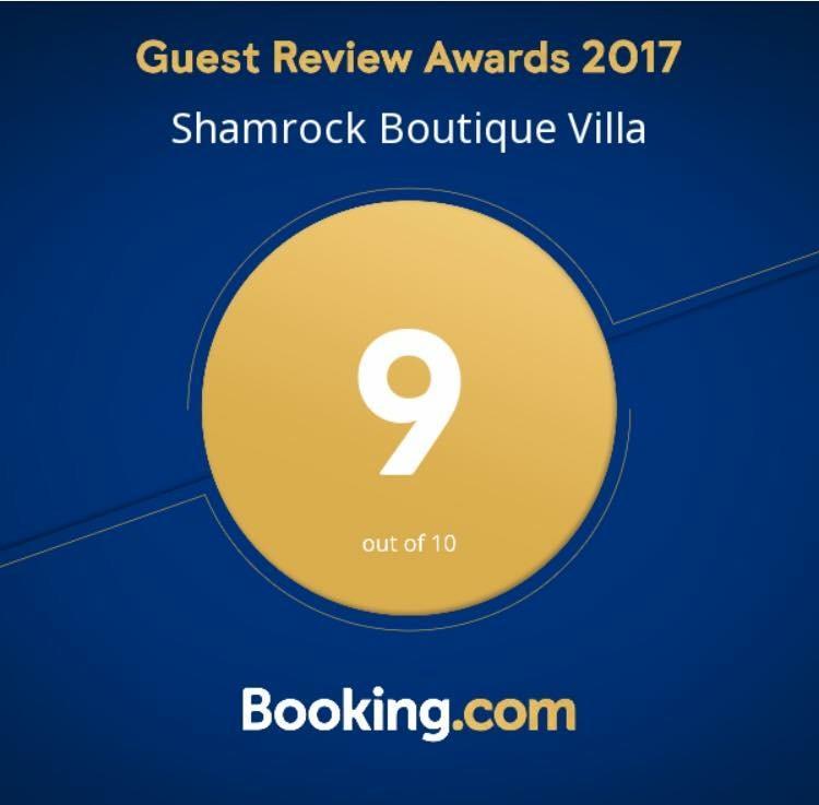 Shamrock Boutique Villa - Stay For 12 Person Batu Ferringhi Exterior foto